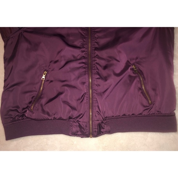 Bomber Jacket - Picture 3 of 6